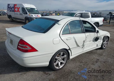 2007 Mercedes-Benz C 230 Sport из США, поврежденный, VIN WDBRF52H27F853172